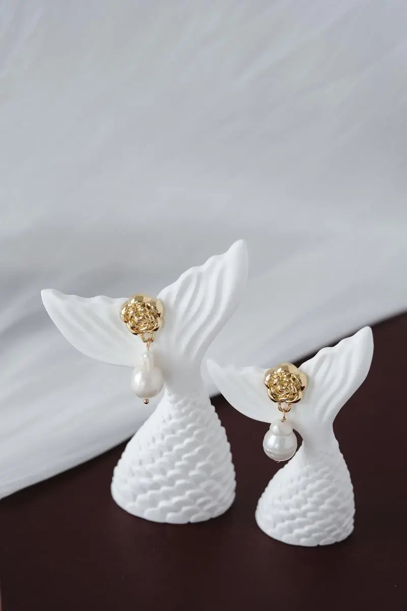 Camellia Earrings Osmoon Studio